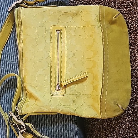 Coach Purse - Picture 2 of 4